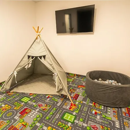 Daire Invest Centrum Park 26 *