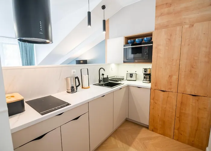 Invest Centrum Park 26 Шклярска-Поремба