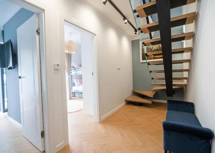 Invest Centrum Park 26 * Шклярска-Поремба