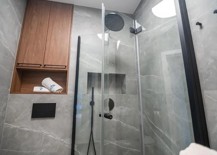 Invest Centrum Park 26 * Шклярска-Поремба