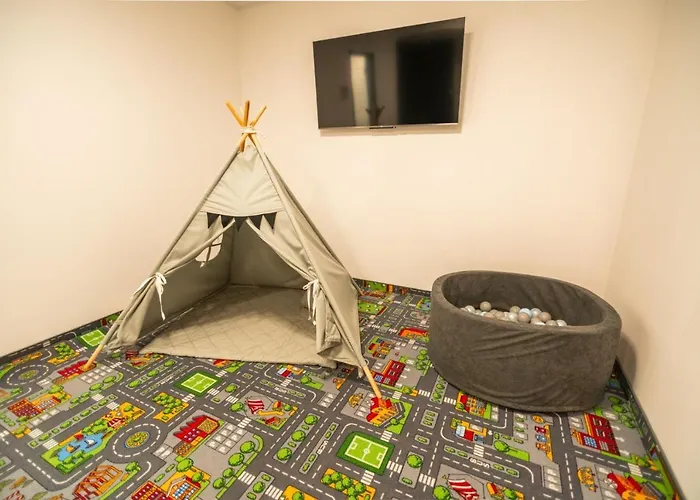 Апартаменты Invest Centrum Park 26 *